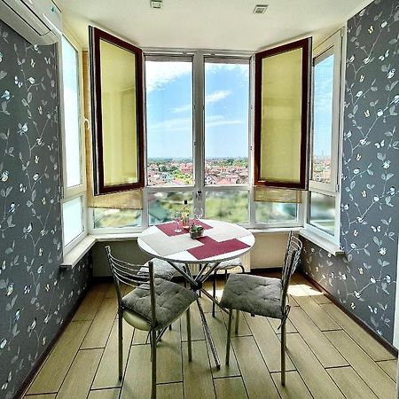 Уютная Квартира С Видом На Море Riviera City Apartment Fontanka Bagian luar foto